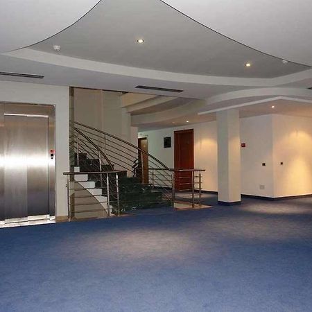 Airport Hotel Tirana - Rinas Interior photo